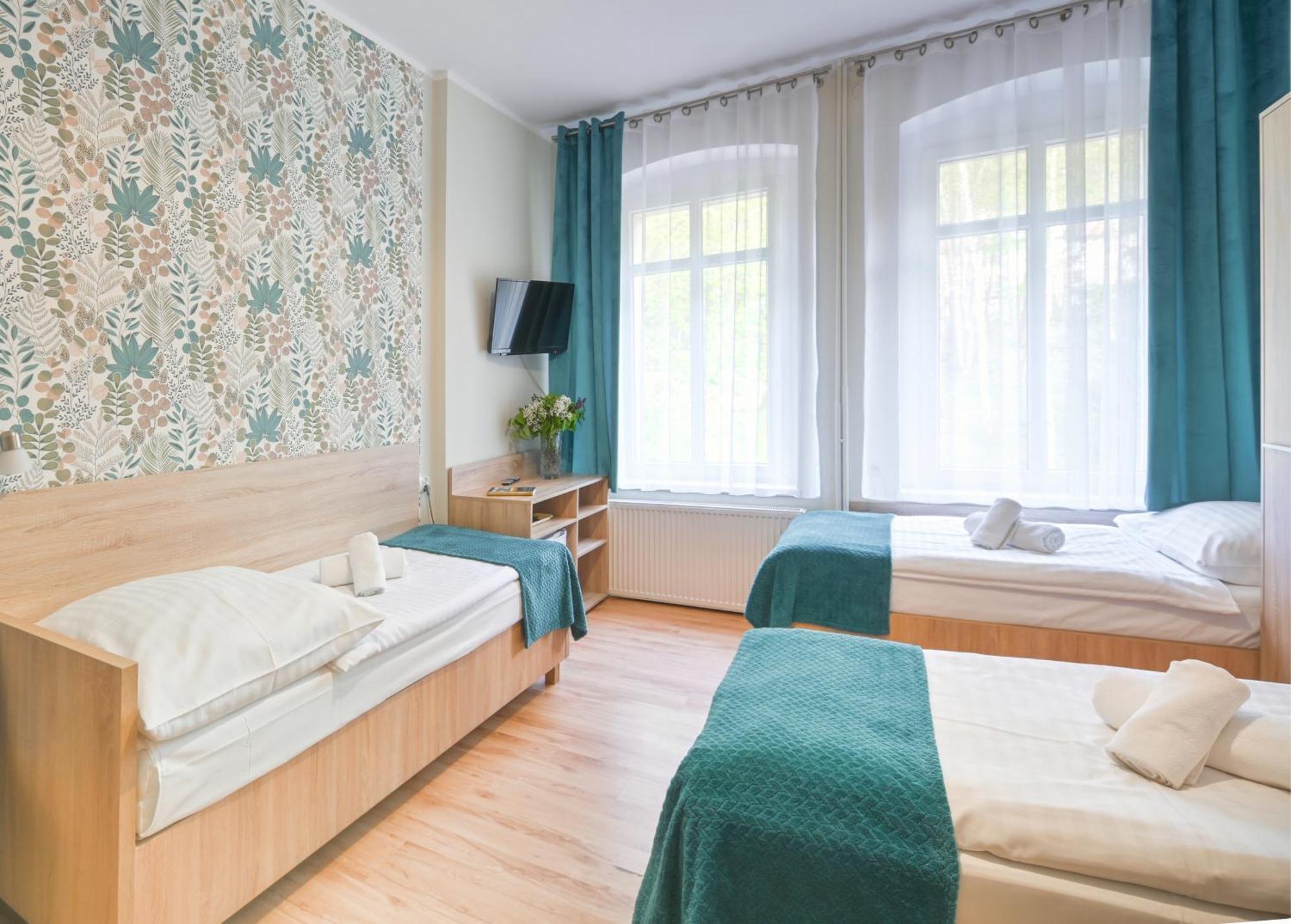 Sanatorium Uzdrowiskowe Chemik Hotel Duszniki Zdrój Exterior foto